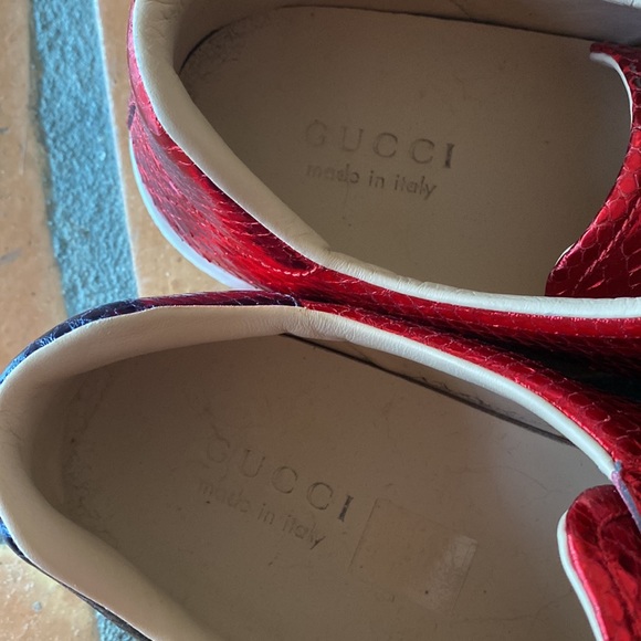 GUCCI "Ace" red blue metallic snakeskin sneakers in a low top style. Size 11. - Picture 13 of 13